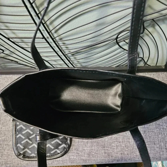 Fashion Black and  Whit Mini Tote Bag with Removable Pouch - Super Cute! - Picture 4 of 12